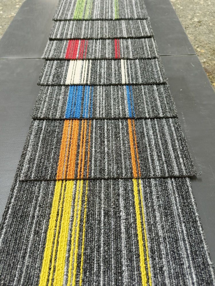 Carpet planks installation
