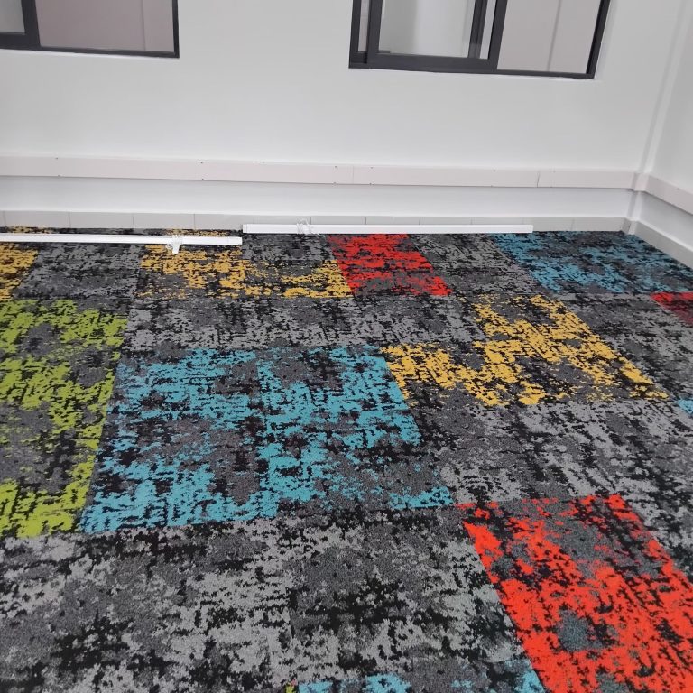 Carpet tiles installation project